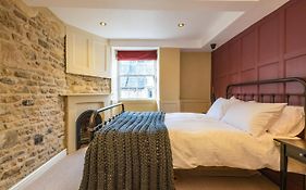Number 6 Stamford - Boutique Grade II Listed Townhouse